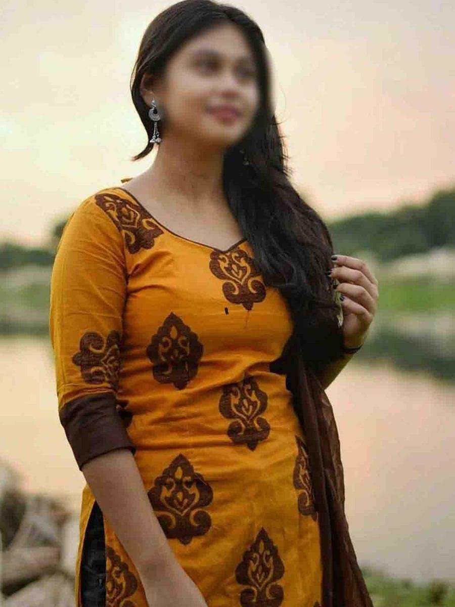 Call Girls in Ramnagar